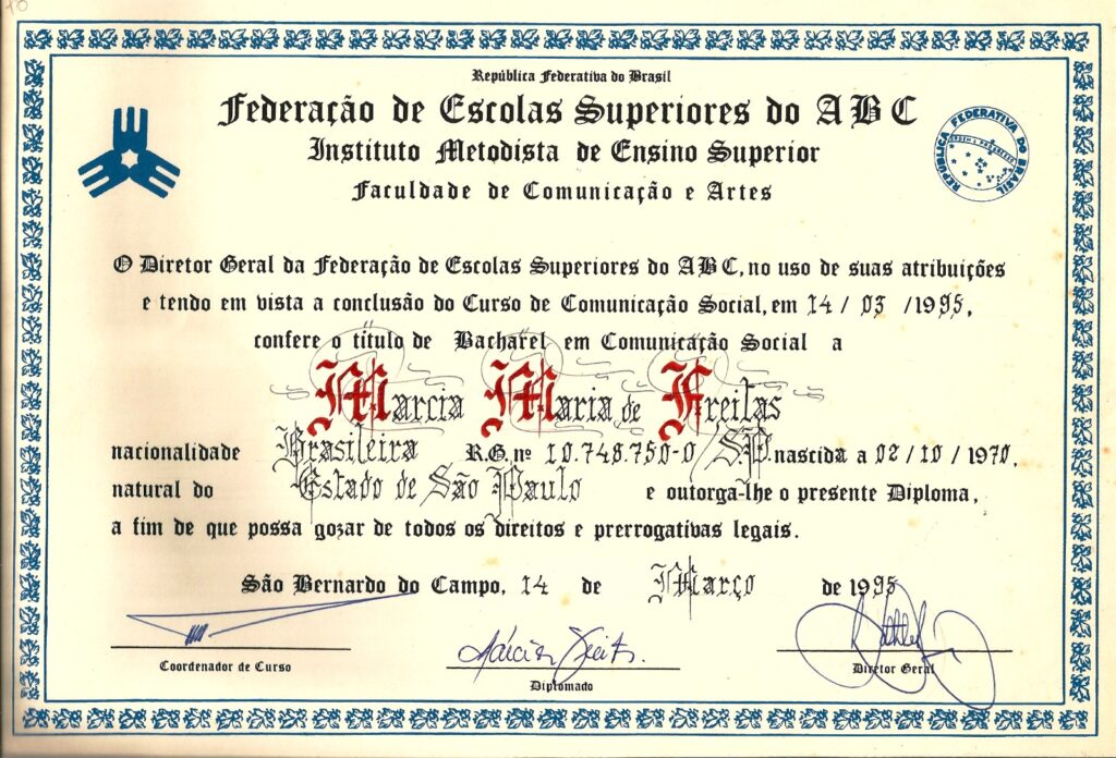 Sobre a autora 4 imagem Diploma Comunicação Social Publicidade – UMESP da Márcia Maria de Freitas